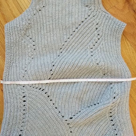 Donated - Wilfred | Aritzia 100% wool Sweater Vest - Picture 7 of 8